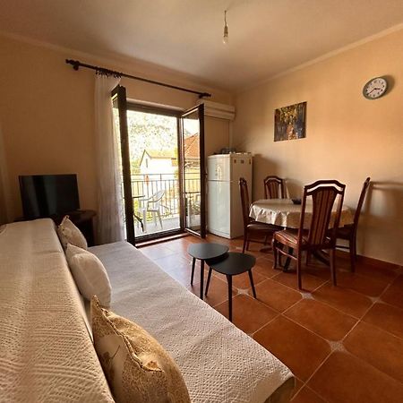 Apartment With Sea View Котор Екстериор снимка