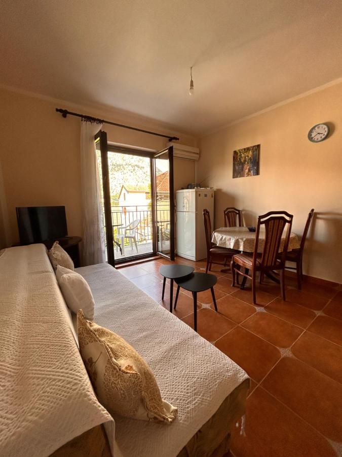 Apartment With Sea View Котор Екстериор снимка