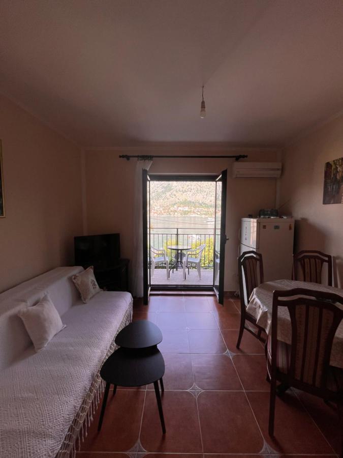 Apartment With Sea View Котор Екстериор снимка